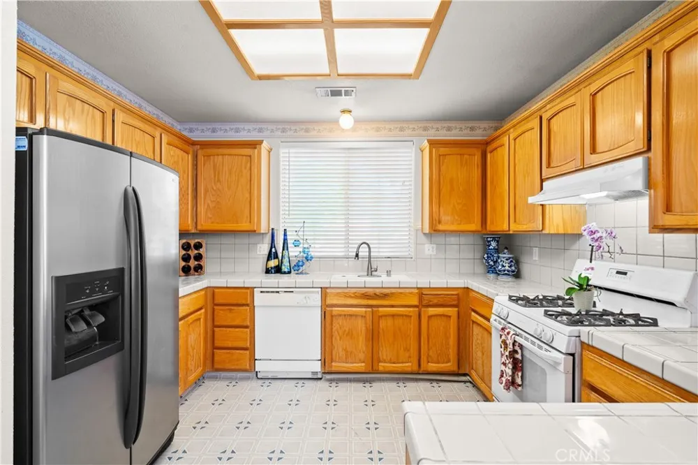 766 Willmott Avenue Los Banos, CA 93635
