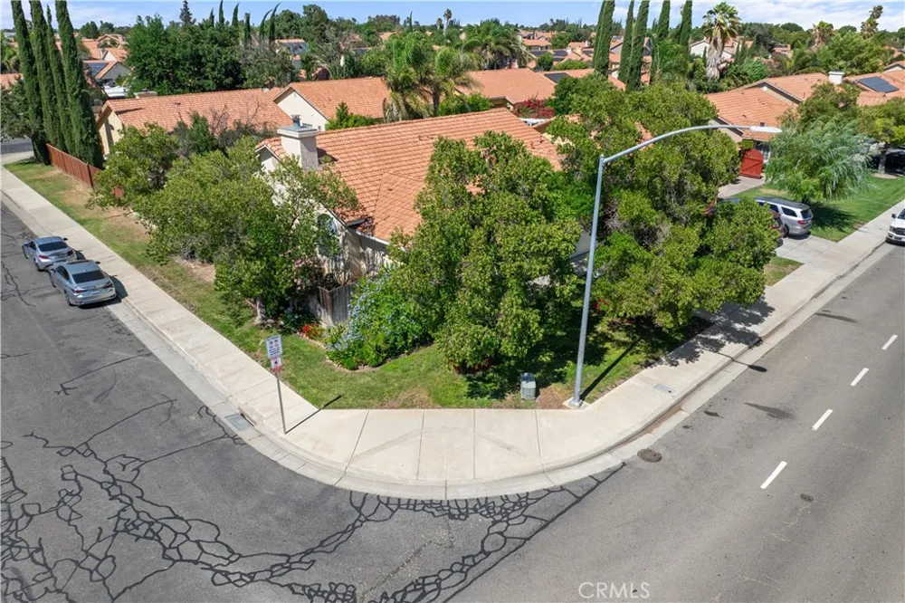 766 Willmott Avenue Los Banos, CA 93635