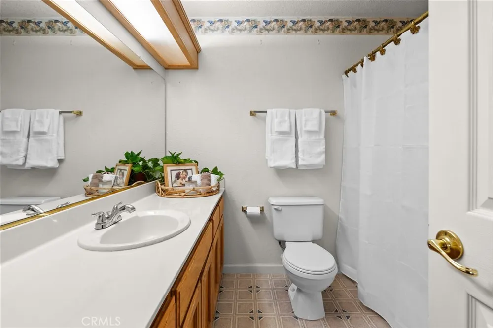 766 Willmott Avenue Los Banos, CA 93635