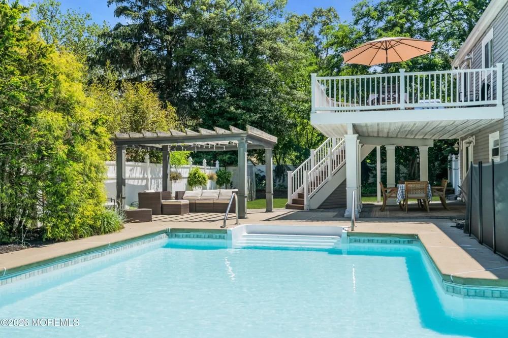 23 Layton Avenue Pine Beach, NJ 08741