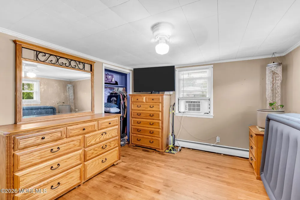 1137 Roe Avenue Point Pleasant, NJ 08742