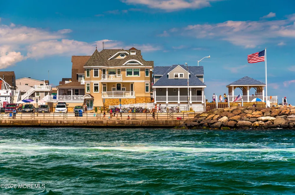 1137 Roe Avenue Point Pleasant, NJ 08742