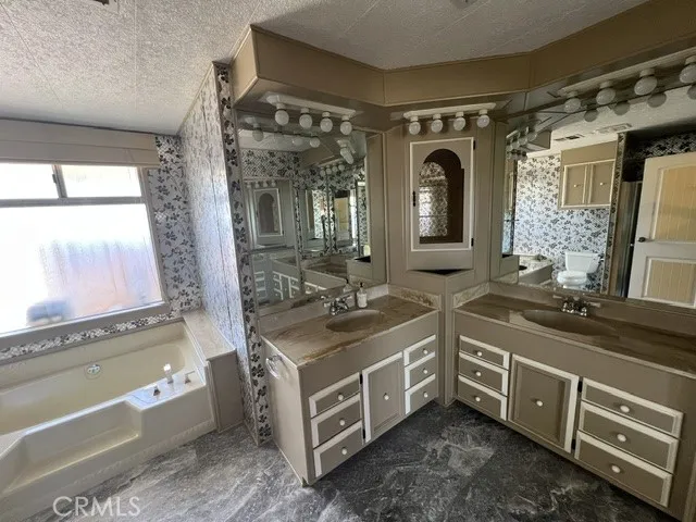 43679 Elliot Court Hemet, CA 92544