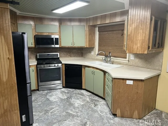 43679 Elliot Court Hemet, CA 92544