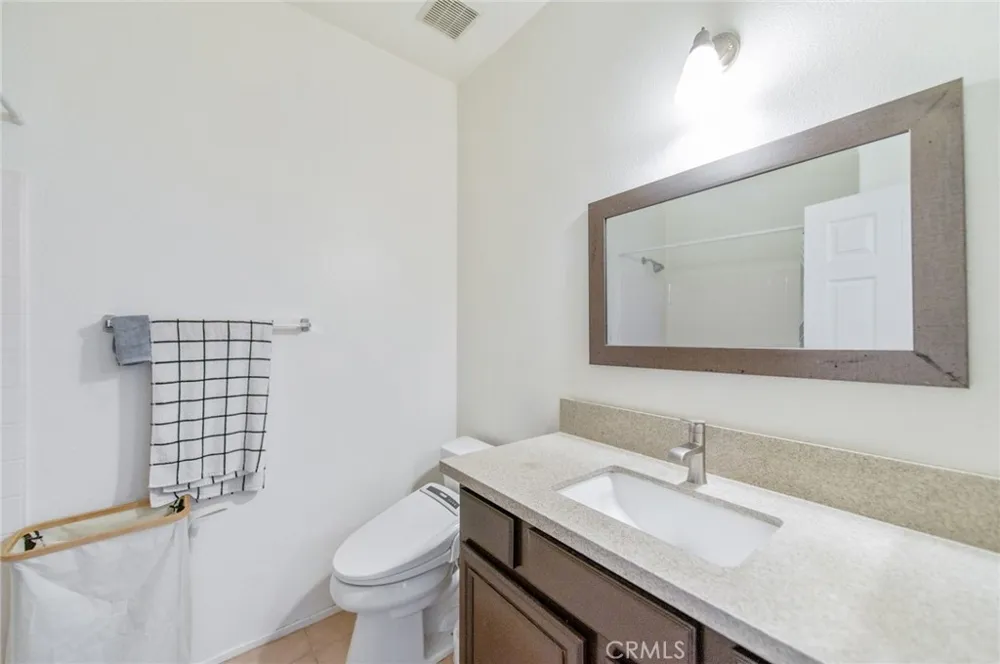 11514 Trailway Riverside, CA 92505