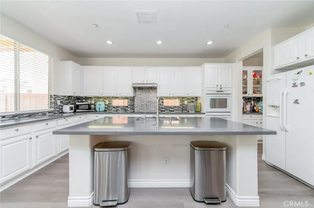 11514 Trailway Riverside, CA 92505