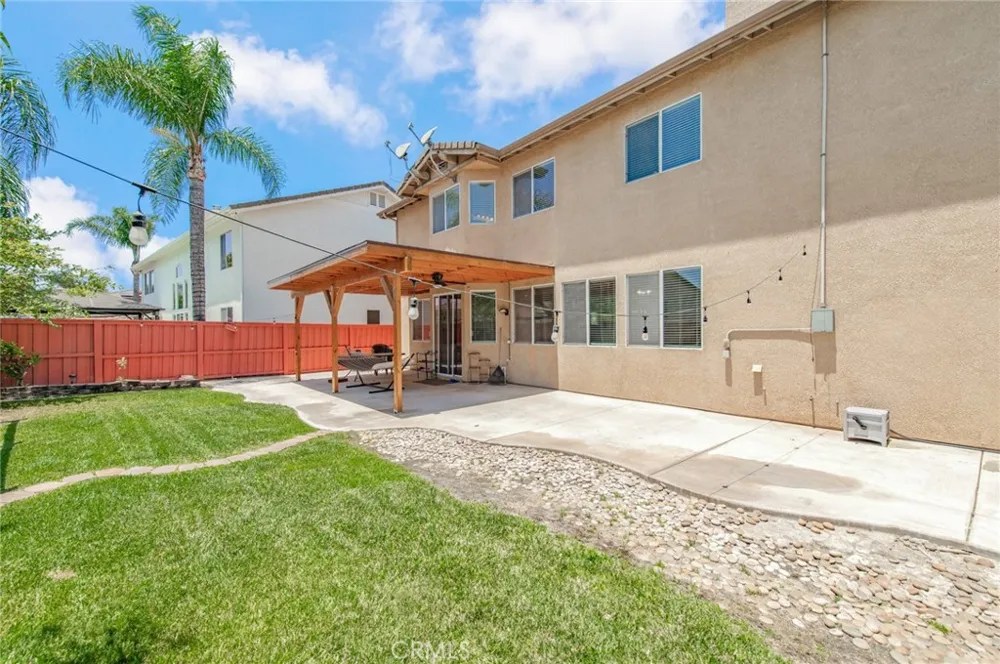 11514 Trailway Riverside, CA 92505