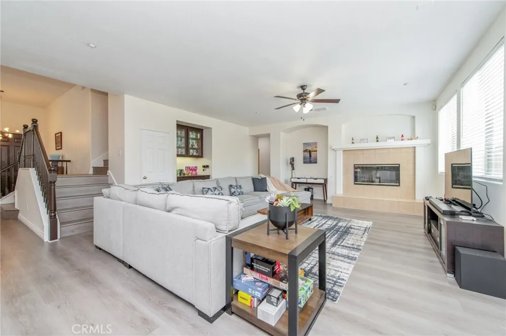 11514 Trailway Riverside, CA 92505