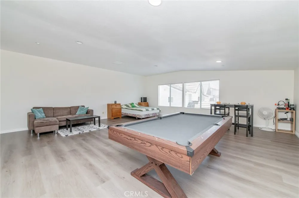 11514 Trailway Riverside, CA 92505