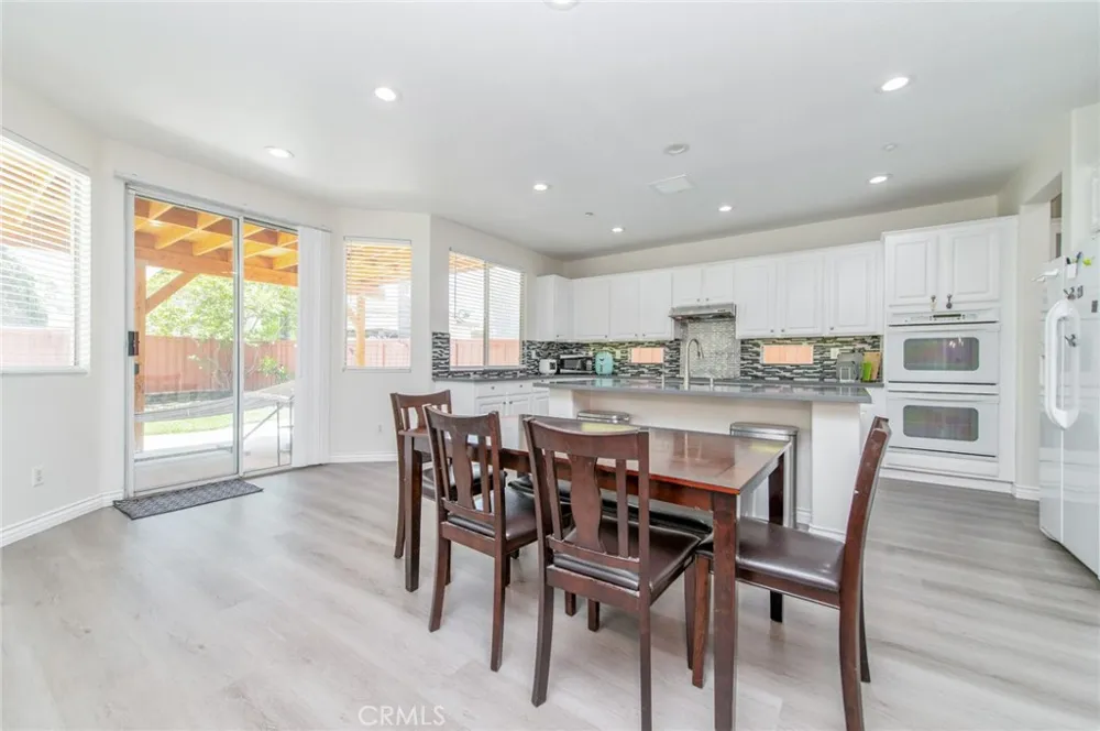 11514 Trailway Riverside, CA 92505