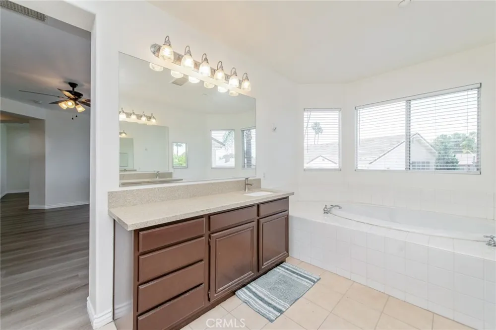 11514 Trailway Riverside, CA 92505