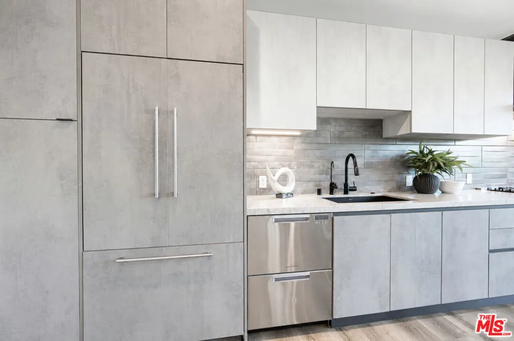 11614 Colfax Meadow Lane Studio City, CA 91604
