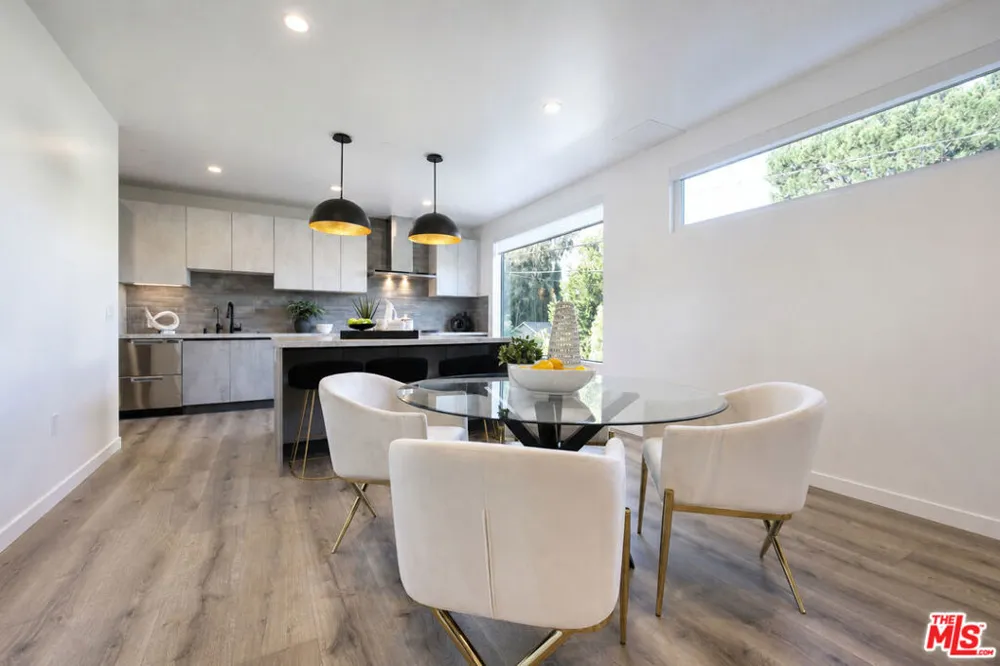 11614 Colfax Meadow Lane Studio City, CA 91604