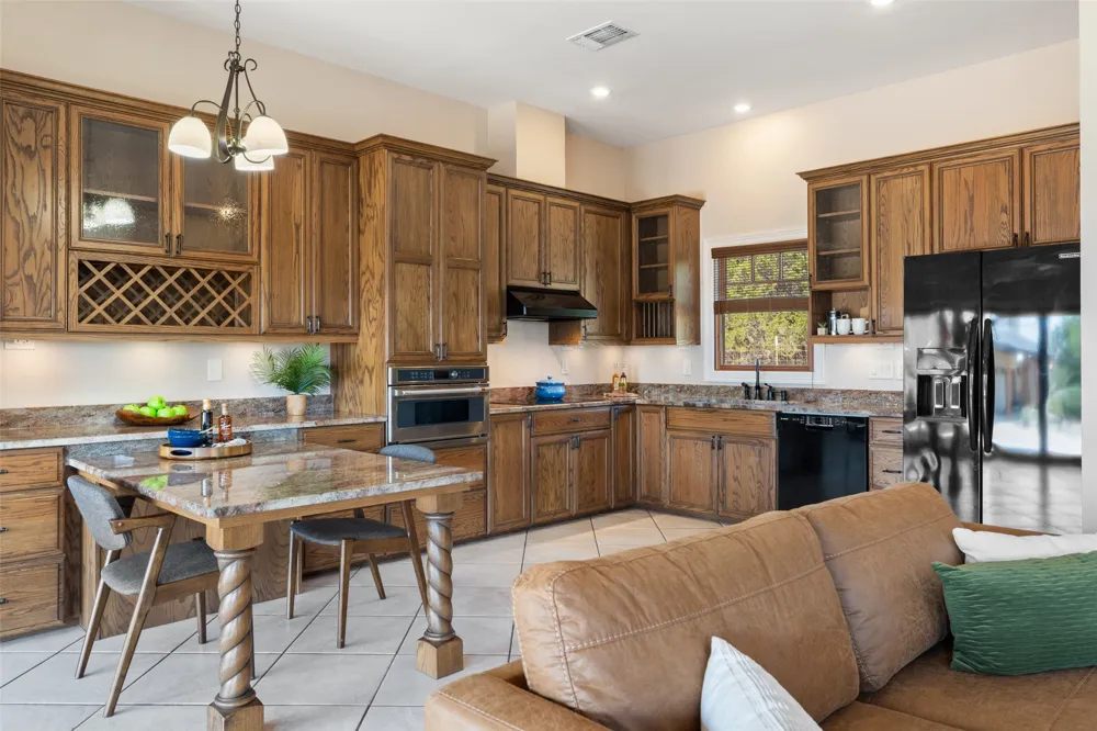 1120 Canyon View Road Dripping Springs, TX 78620