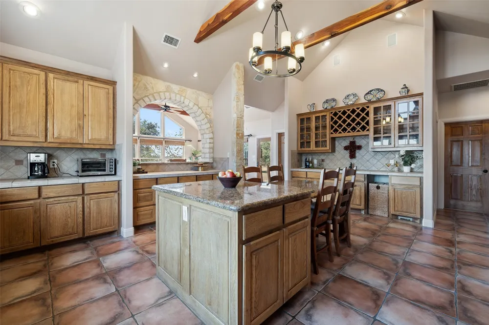 1120 Canyon View Road Dripping Springs, TX 78620