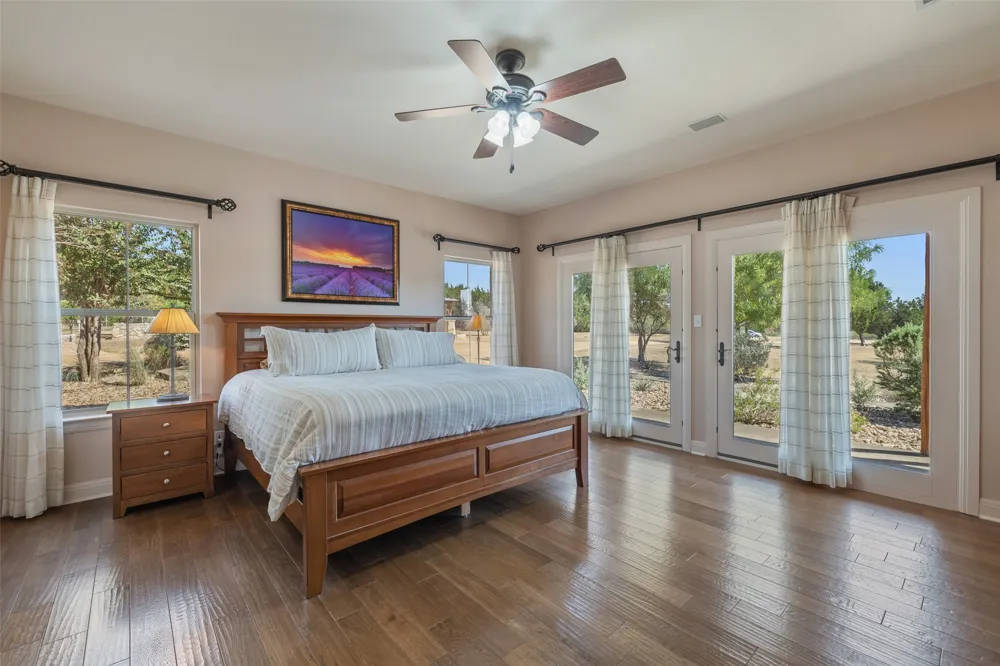 1120 Canyon View Road Dripping Springs, TX 78620