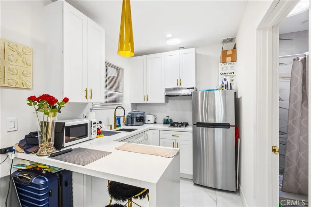 24812 Pitcairn Way Torrance, CA 90505