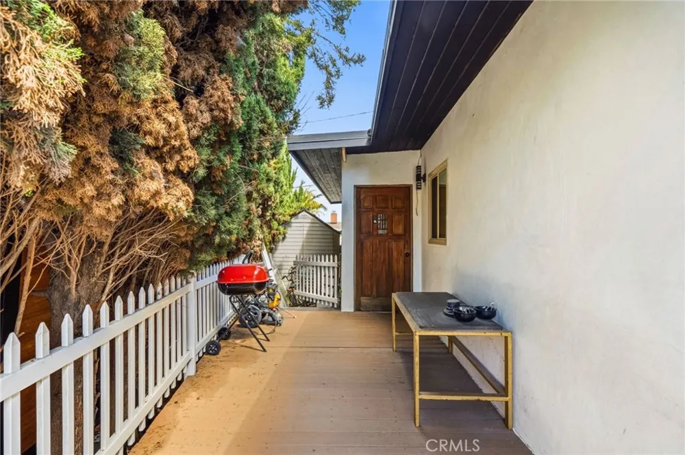 24812 Pitcairn Way Torrance, CA 90505