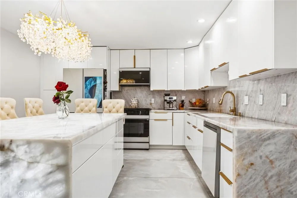 24812 Pitcairn Way Torrance, CA 90505