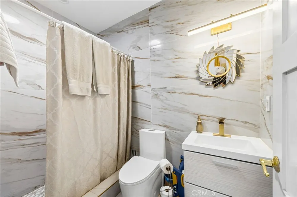 24812 Pitcairn Way Torrance, CA 90505