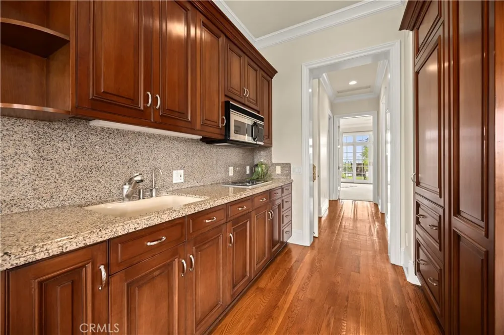 2061 Skyline Drive Fullerton, CA 92831