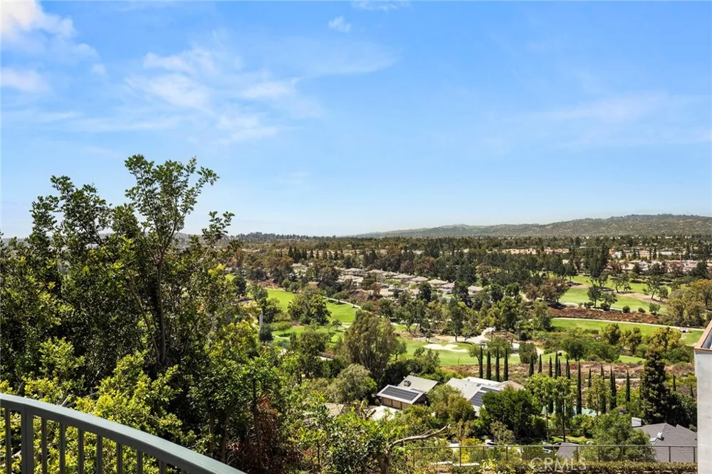 2061 Skyline Drive Fullerton, CA 92831