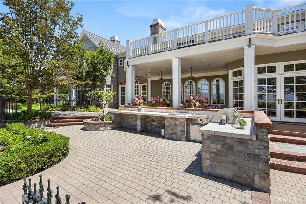 2061 Skyline Drive Fullerton, CA 92831