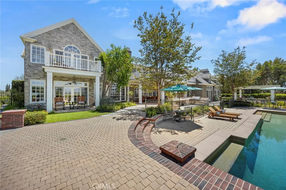 2061 Skyline Drive Fullerton, CA 92831