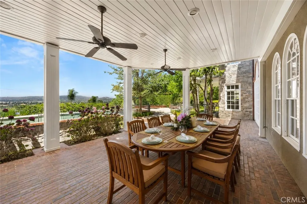 2061 Skyline Drive Fullerton, CA 92831