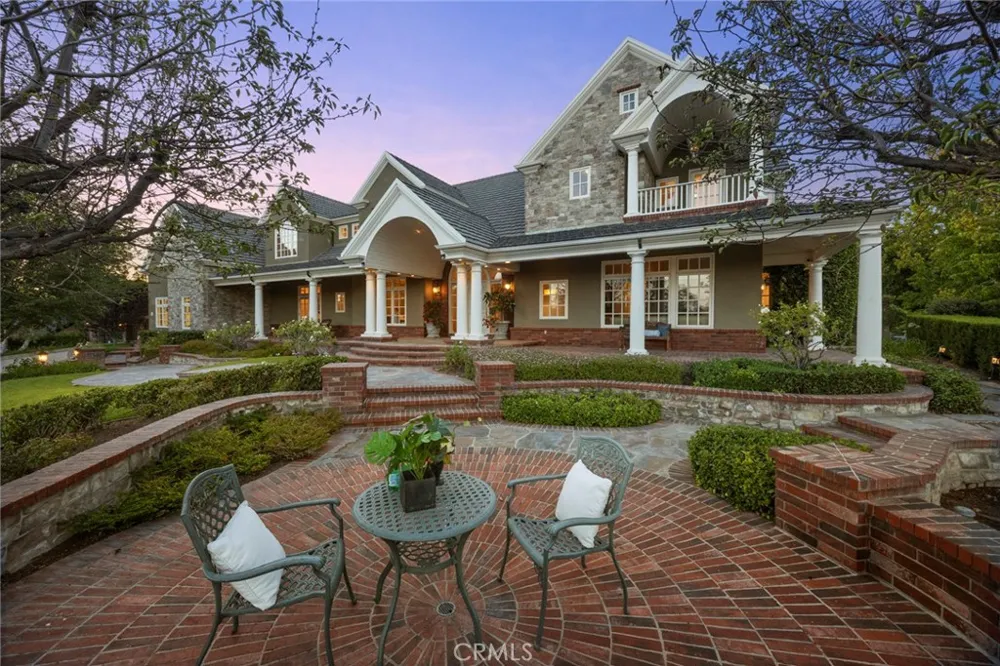 2061 Skyline Drive Fullerton, CA 92831