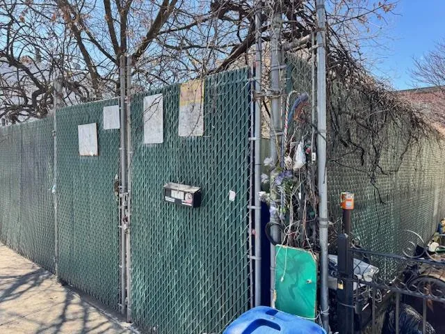 1667 Hunt Avenue Bronx, NY 10462