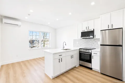9 Lagrange Avenue #APT 3