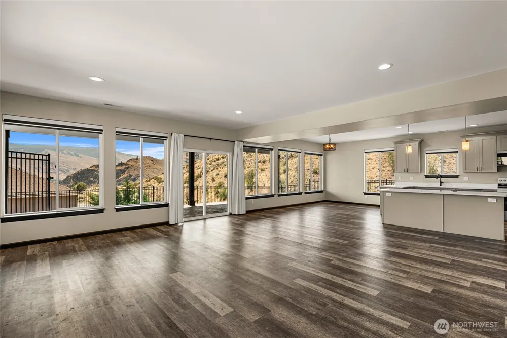 9971 Saska Way Entiat, WA 98822