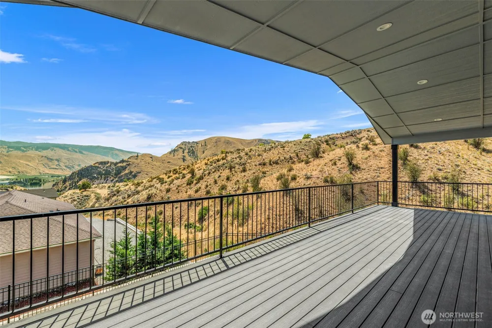 9971 Saska Way Entiat, WA 98822