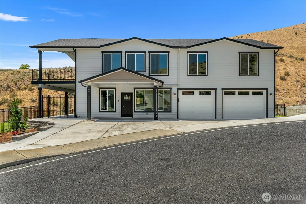 9971 Saska Way Entiat, WA 98822