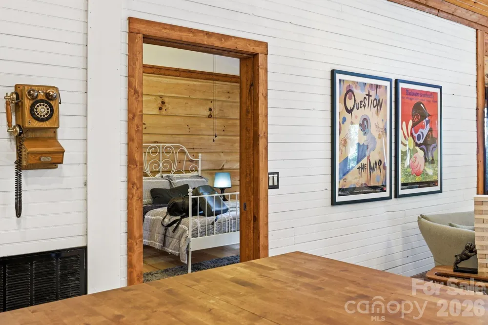 619 Leisure Lane Burnsville, NC 28714