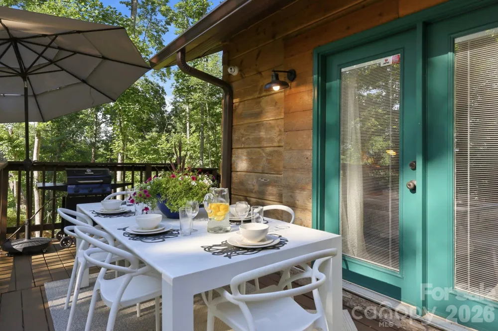 619 Leisure Lane Burnsville, NC 28714