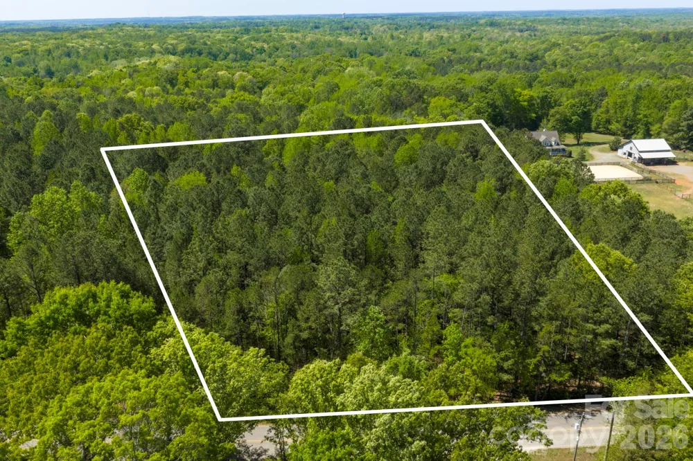 8320 Waxhaw Creek Road Waxhaw, NC 28173