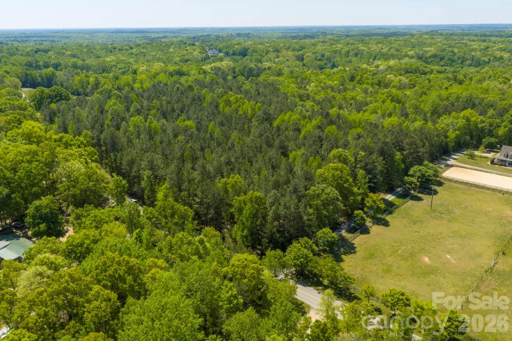 8320 Waxhaw Creek Road Waxhaw, NC 28173
