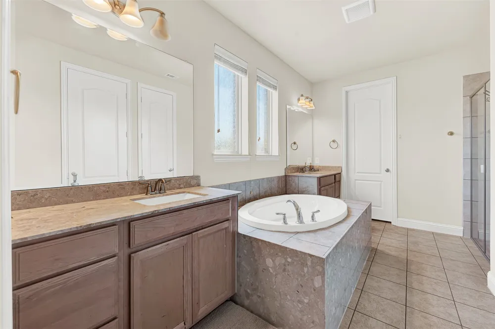 254 Benwick Drive Sunnyvale, TX 75182