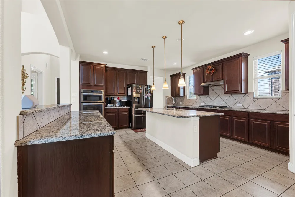 254 Benwick Drive Sunnyvale, TX 75182