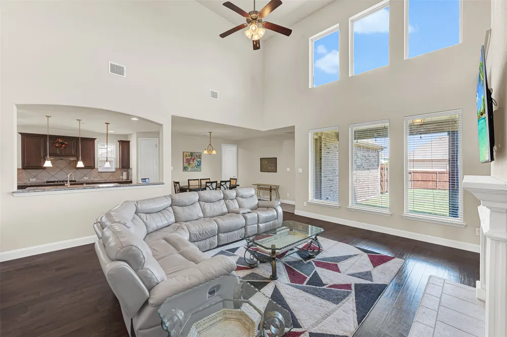254 Benwick Drive Sunnyvale, TX 75182