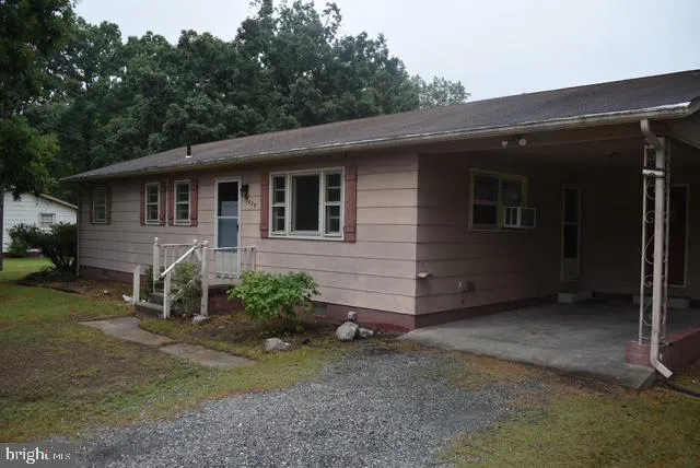 7829 FLIPPO DRIVE Fredericksburg, VA 22408