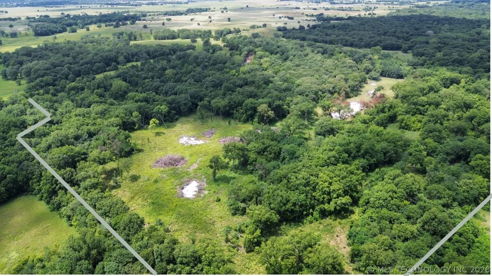 11185 E Gray Hill Milburn, OK 73450