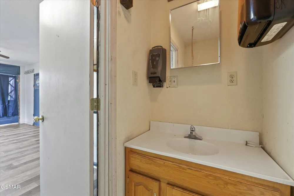 1602 Main St White Pine, TN 37890