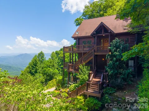 92 Falcons Peak Lane