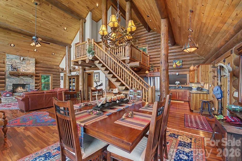 92 Falcons Peak Lane Whittier, NC 28789