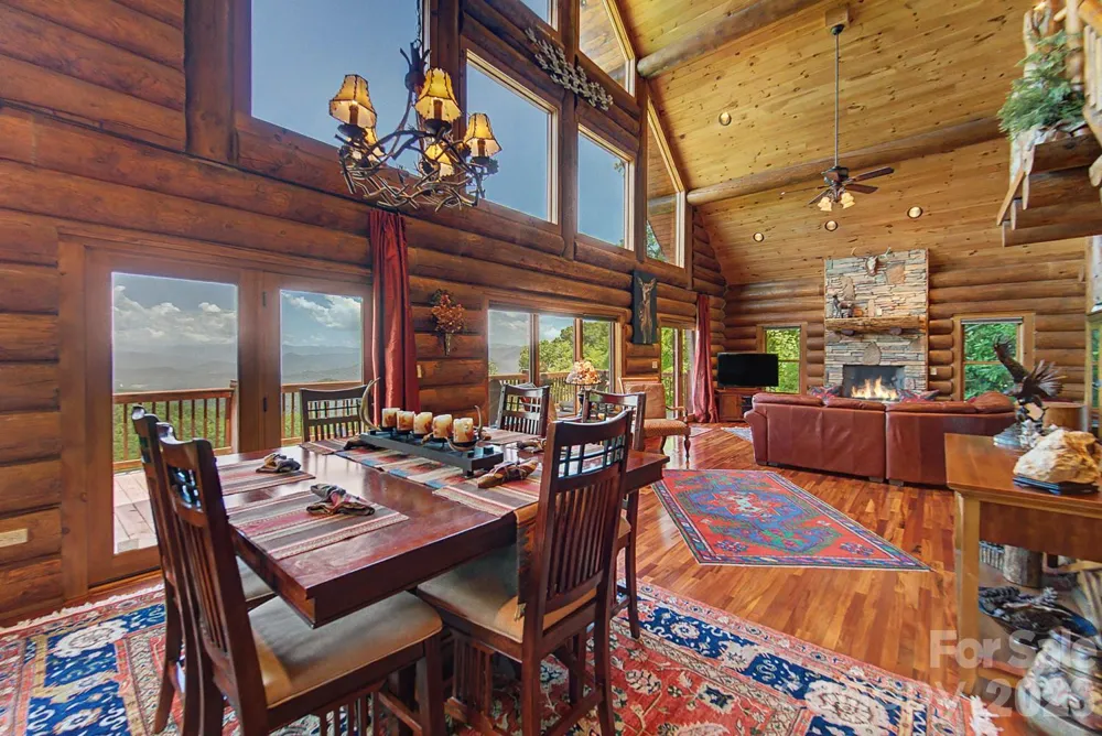 92 Falcons Peak Lane Whittier, NC 28789