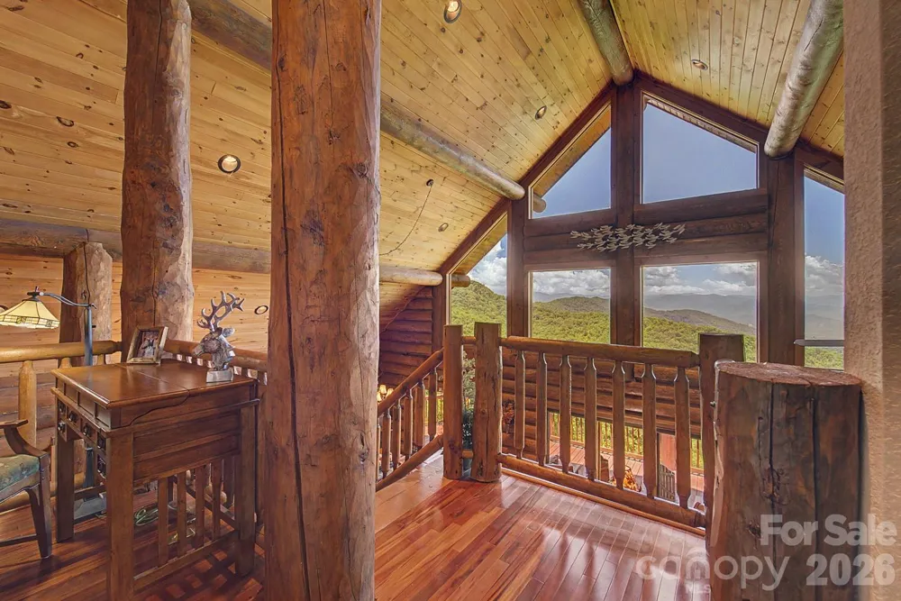 92 Falcons Peak Lane Whittier, NC 28789