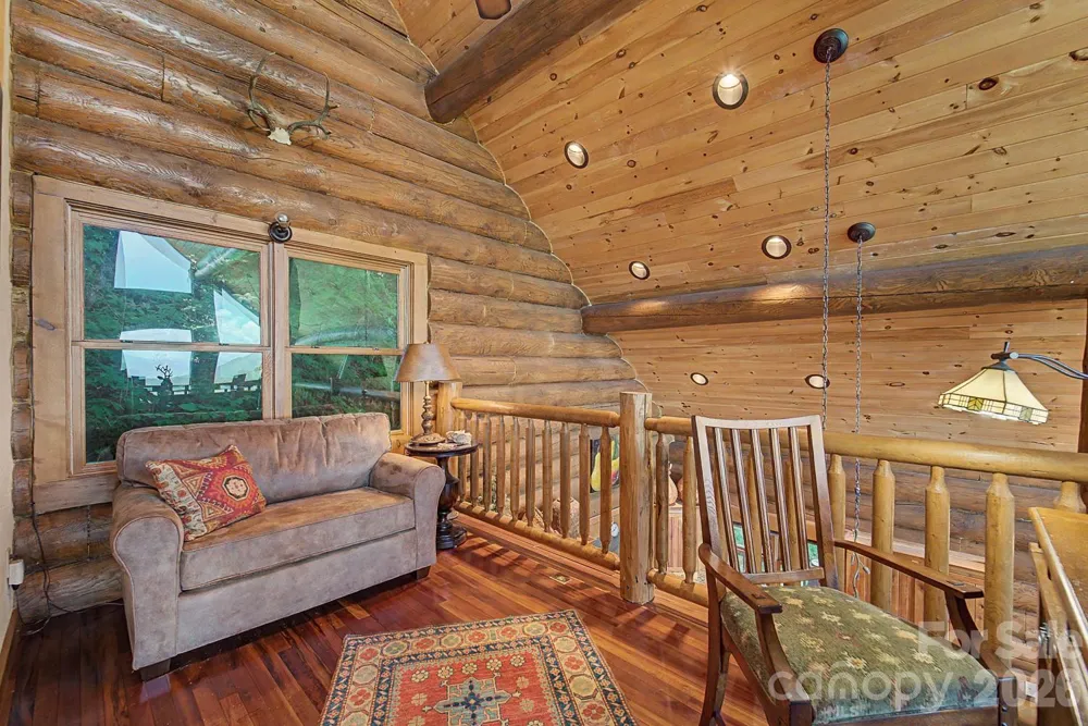 92 Falcons Peak Lane Whittier, NC 28789